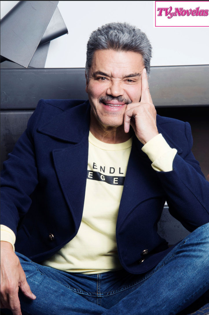 CARLOS  DIAZ